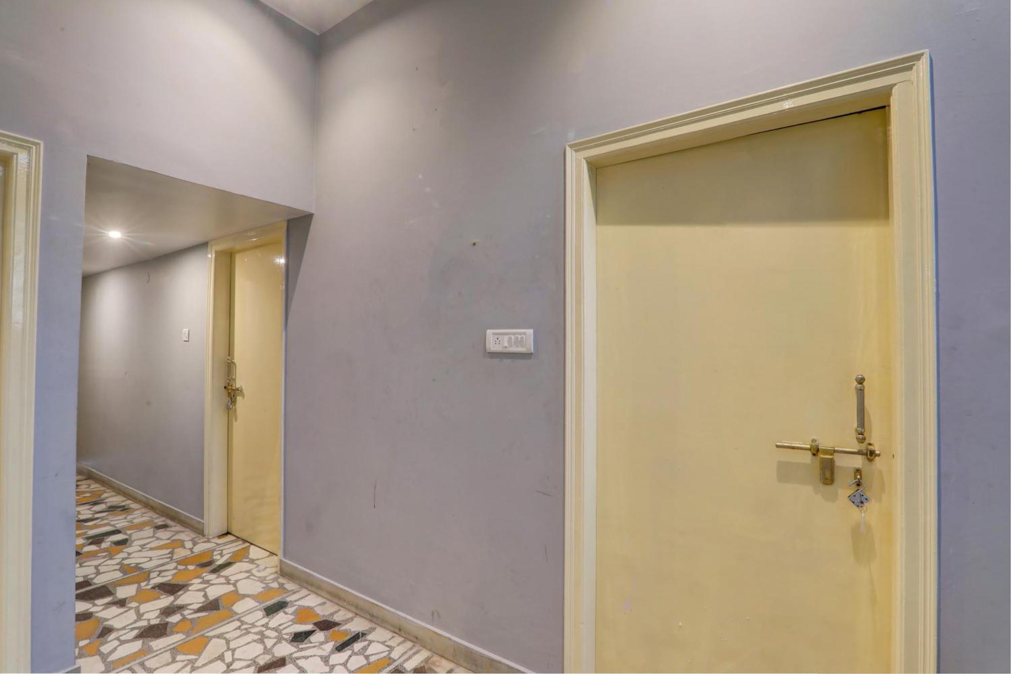 Hotel O Flagship Adbhut Moment Hotel Waranasi Zewnętrze zdjęcie