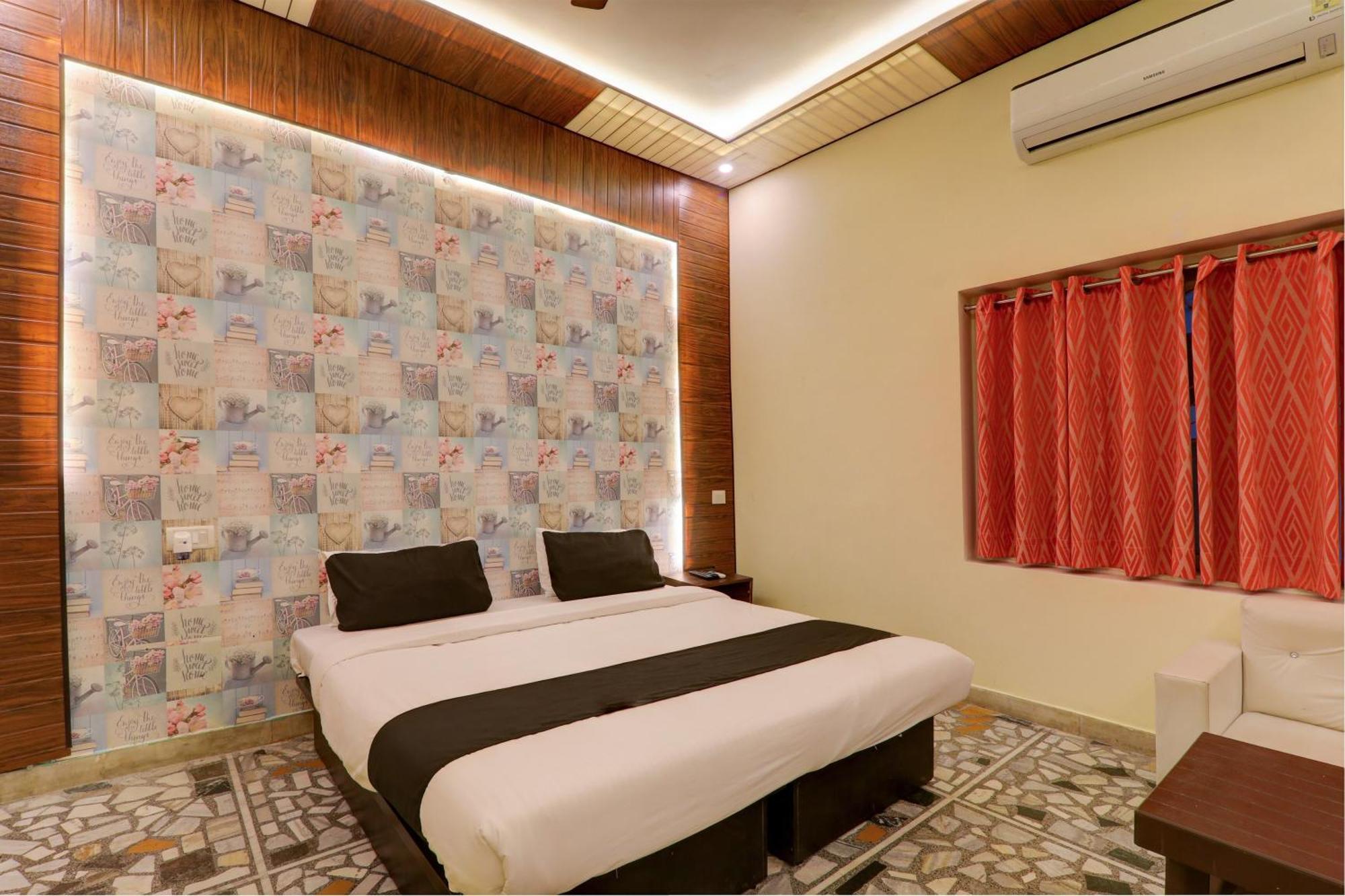 Hotel O Flagship Adbhut Moment Hotel Waranasi Zewnętrze zdjęcie